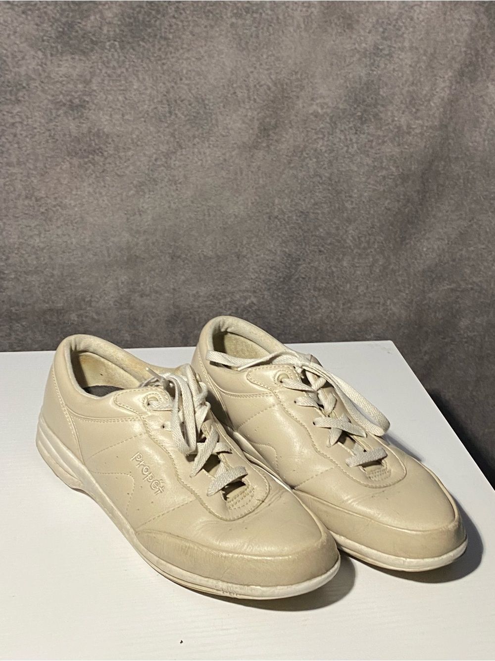 Propet Washable Walker W3840 Women Size 10 N Narrow Leather Walking Shoes Bone